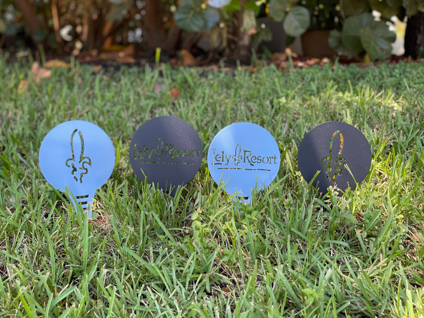 Custom Metal Golf Course Tee Markers